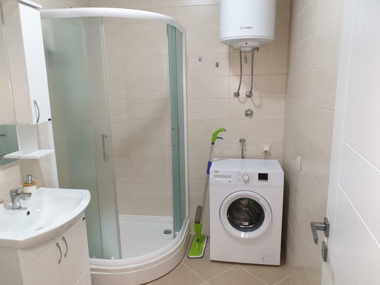 Apartments Jadran Tivat Kültér fotó