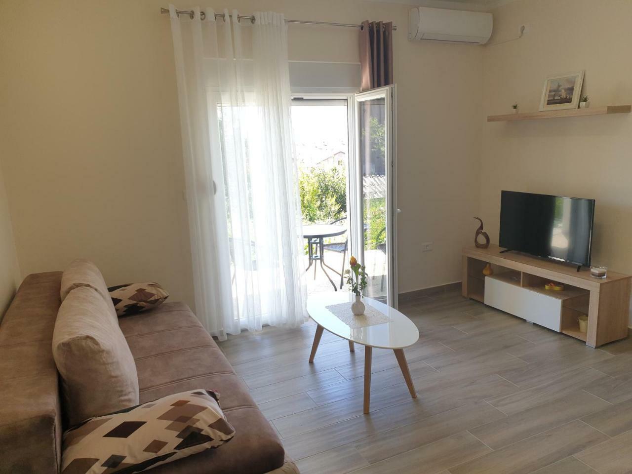 Apartments Jadran Tivat Kültér fotó