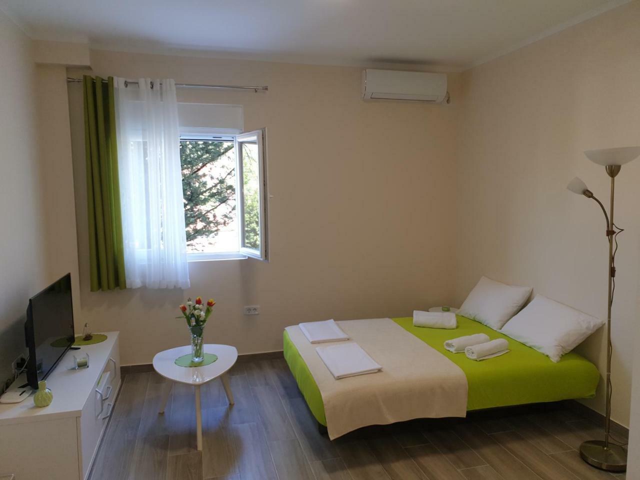 Apartments Jadran Tivat Kültér fotó