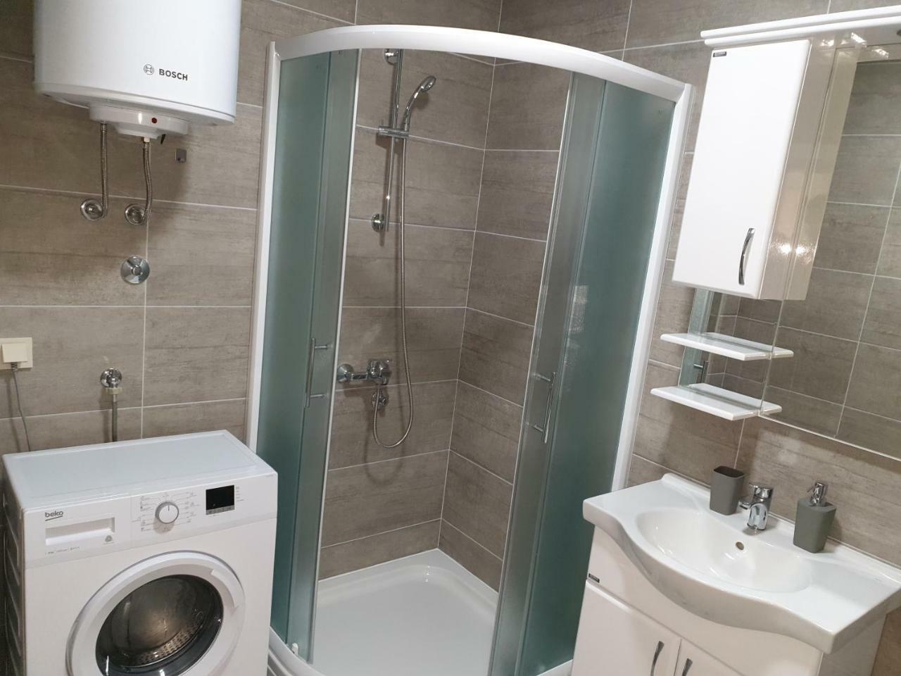 Apartments Jadran Tivat Kültér fotó